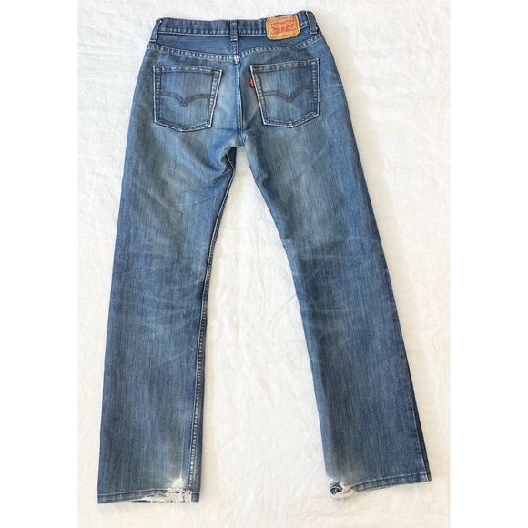 Levi’s 514 Classic straight-fit jeans - Picture 2 of 14